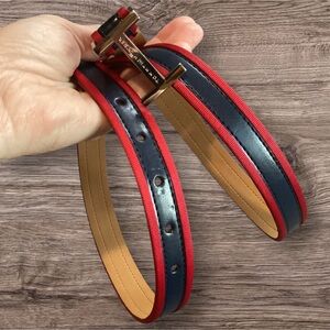 Tommy Hilfiger Women’s Silver Logo Buckle Leather Belt